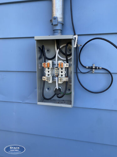 Emergency 100 amp service repair windstorm damage